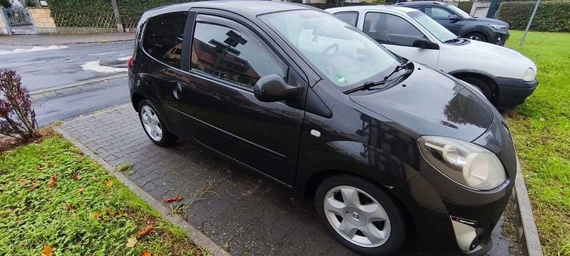 Schwarz Gebraucht 2010 Renault Twingo Rip Curl Kleinwagen | 3.900 € (Fairer Preis) - Bild 1/4