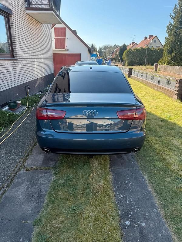 Gebraucht Audi A6 204 PS (150 kW) 2011 Blau Limousine