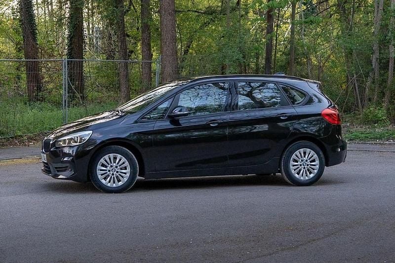 Gebraucht BMW 218 Active Tourer Advantage 136 PS (100 kW) 2020 Schwarz Van / Kleinbus