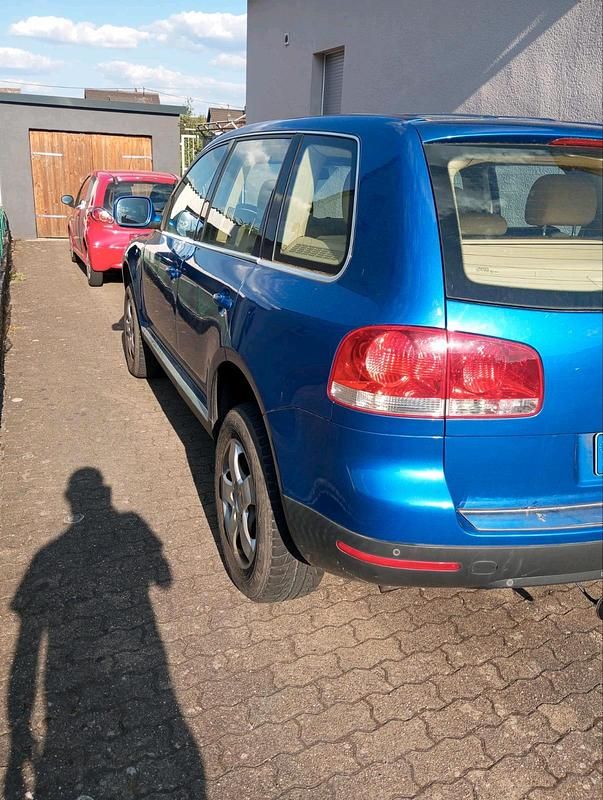 Blau Gebraucht 2006 VW Touareg SUV | 2.750 € (Superpreis) - Bild 1/4