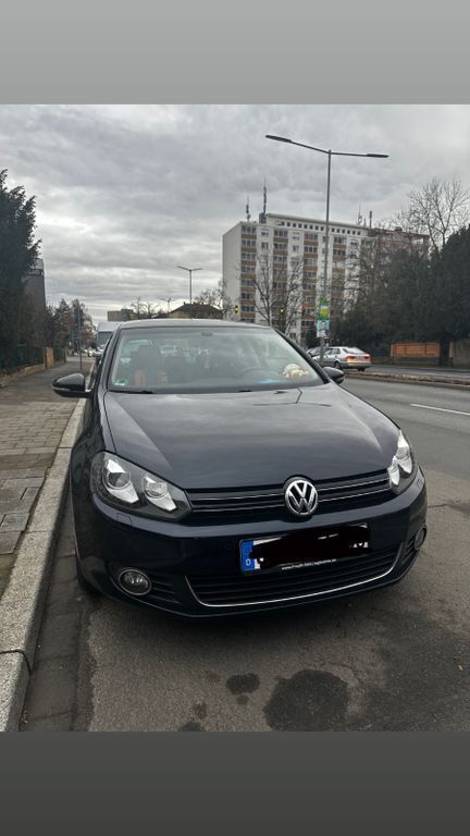 Schwarz Gebraucht 2011 VW Golf VI Style Limousine | 2.500 € (Superpreis) - Bild 1/4