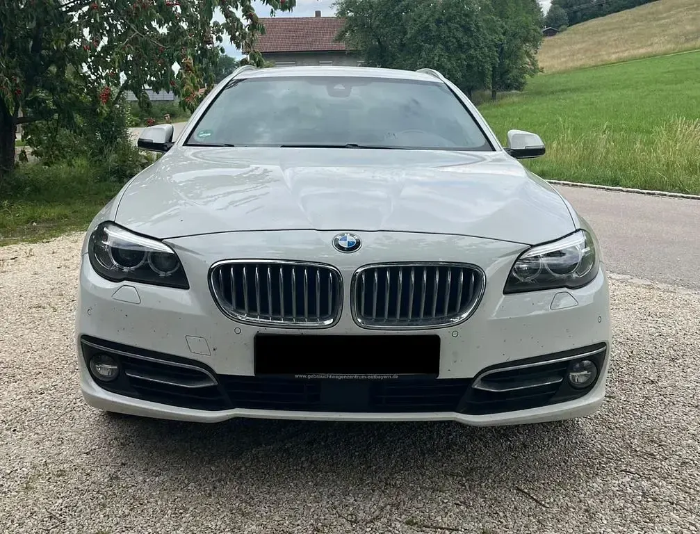 Gebraucht BMW 525 218 PS (160 kW) 2014 Weiß Kombi