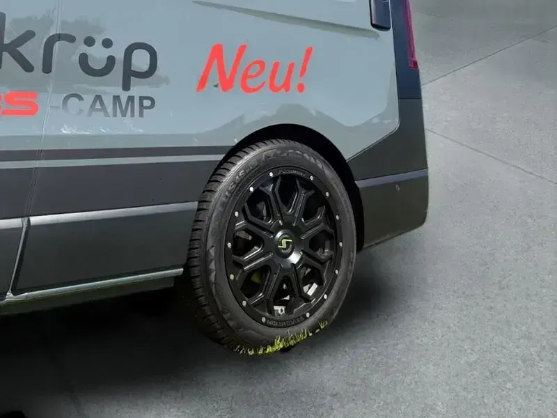 Gebraucht Renault Trafic 170 PS (125 kW) 2024 Grau Van / Kleinbus