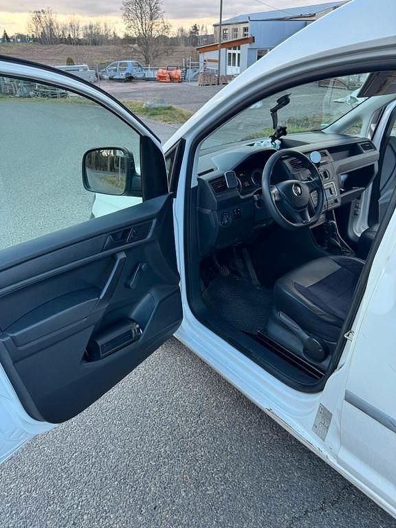 Gebraucht VW Caddy Maxi 102 PS (75 kW) 2018 Weiß Van / Kleinbus