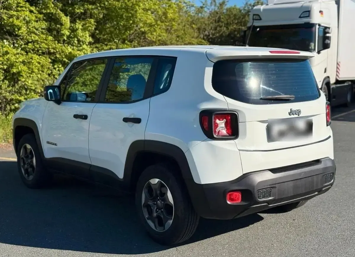 Gebraucht Jeep Renegade 120 PS (88 kW) 2017 Weiß SUV