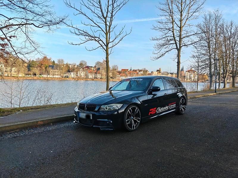Gebraucht BMW 325 197 PS (144 kW) 2009 Schwarz Kombi