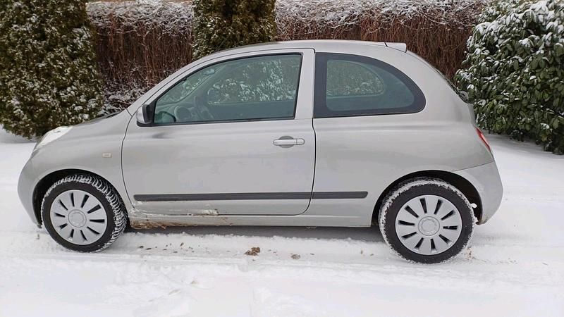 Gebraucht Nissan Micra 65 PS (47 kW) 2004 Silber Kleinwagen