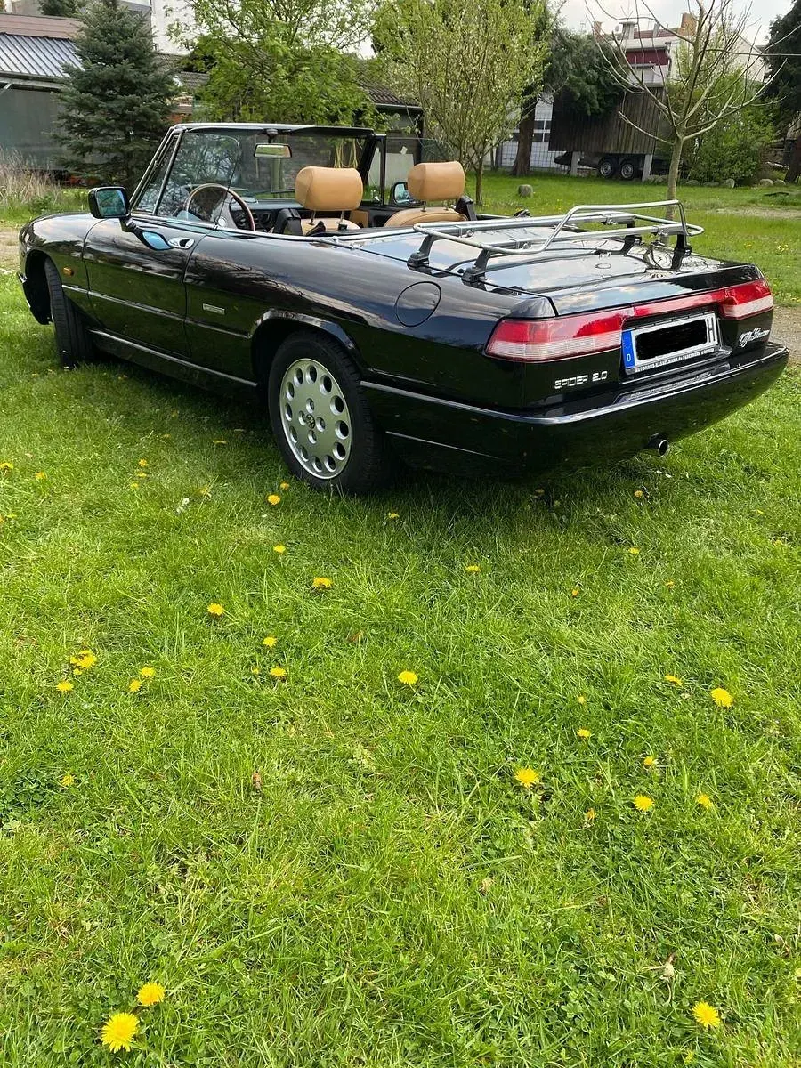 Gebraucht Alfa Romeo Spider 120 PS (88 kW) 1990 Schwarz Cabrio