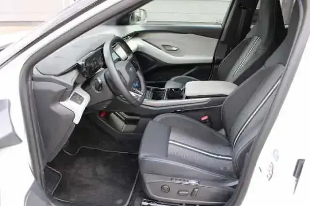 Gebraucht Ford Capri Extended Range 210 kW (286 PS) 2025 Frostweiß SUV