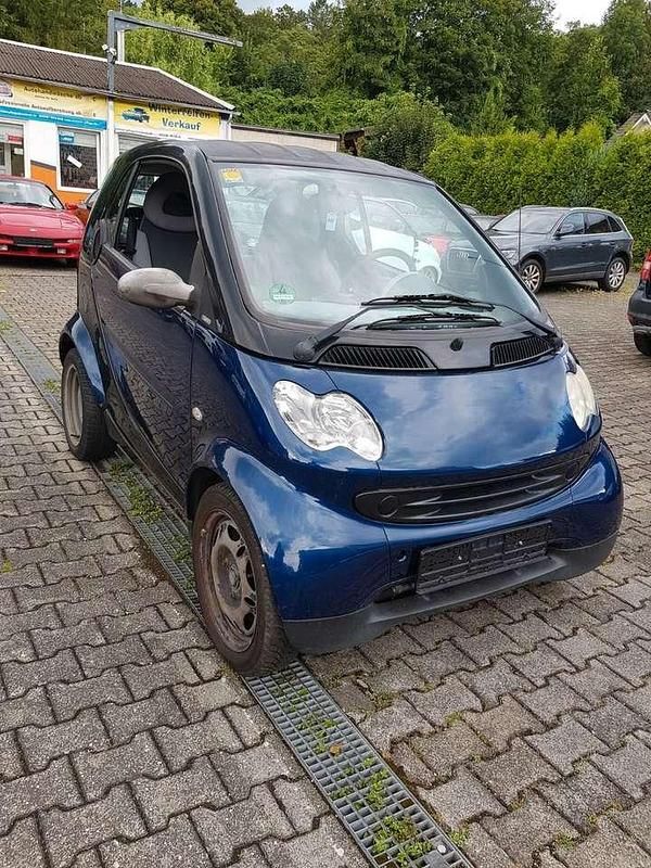 Gebraucht Smart ForTwo Coupé Basis 50 PS (36 kW) 2007 Tridionsicherheitszelle schwa Kleinwagen