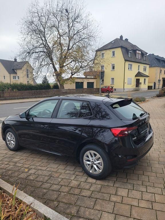 Neu Skoda Fabia Selection 116 PS (85 kW) 2025 Schwarz Limousine