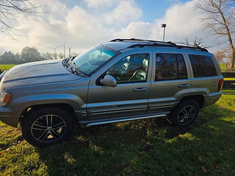 Silber Gebraucht 2000 Jeep Grand Cherokee Limited SUV | 4.299 € (Superpreis) - Bild 1/4