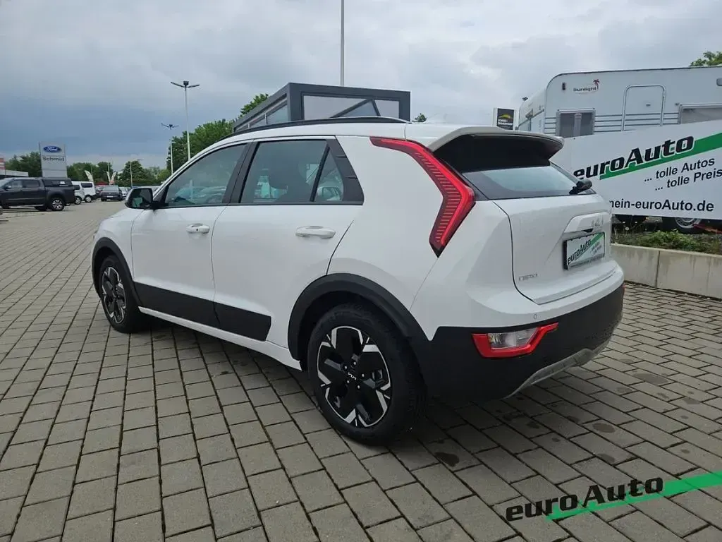 Gebraucht Kia e-Niro Edition 7 150 kW (204 PS) 2023 Weiß SUV