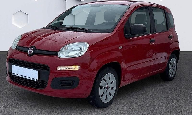 Gebraucht Fiat Panda 69 PS (50 kW) 2015 Rot Kleinwagen