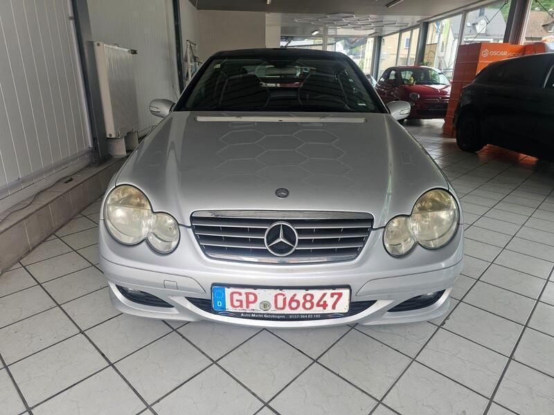 Gebraucht Mercedes C200 163 PS (119 kW) 2006 Silber Coupé