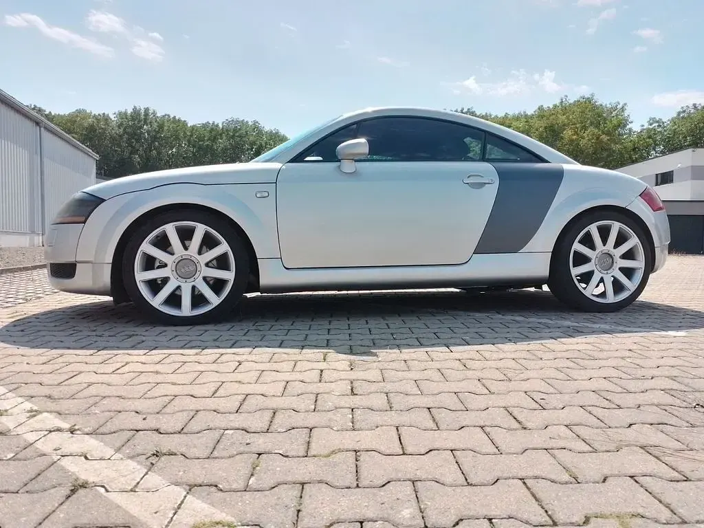 Gebraucht Audi TT Sport 224 PS (164 kW) 2000 Silber Coupé