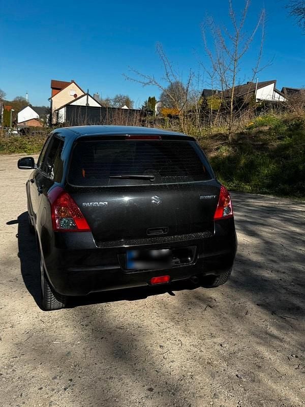 Gebraucht Suzuki Swift 92 PS (67 kW) 2009 Schwarz Kleinwagen