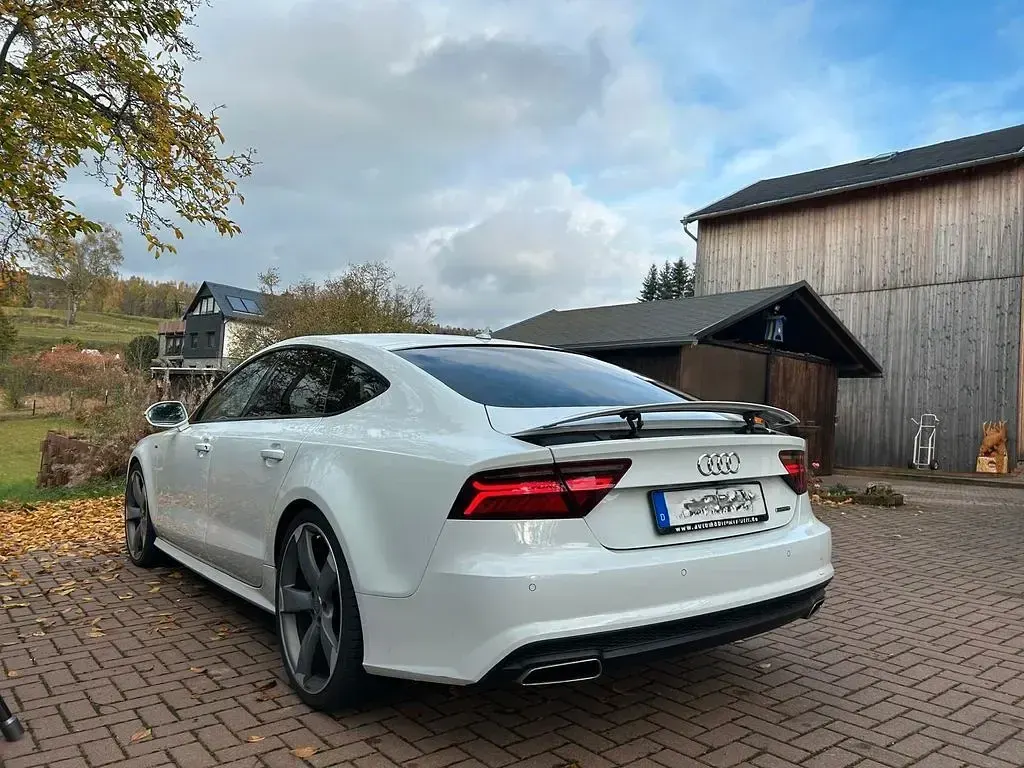 Gebraucht Audi A7 Sportback S-Line 320 PS (235 kW) 2015 Weiß Kleinwagen