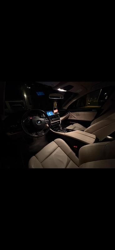 Gebraucht BMW 528 245 PS (180 kW) 2012 Braun Limousine