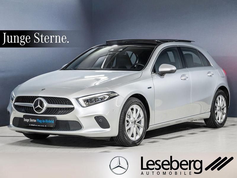 Iridiumsilber Gebraucht 2020 Mercedes A250 Progressive Limousine | 26.890 € (Fairer Preis) - Bild 1/4