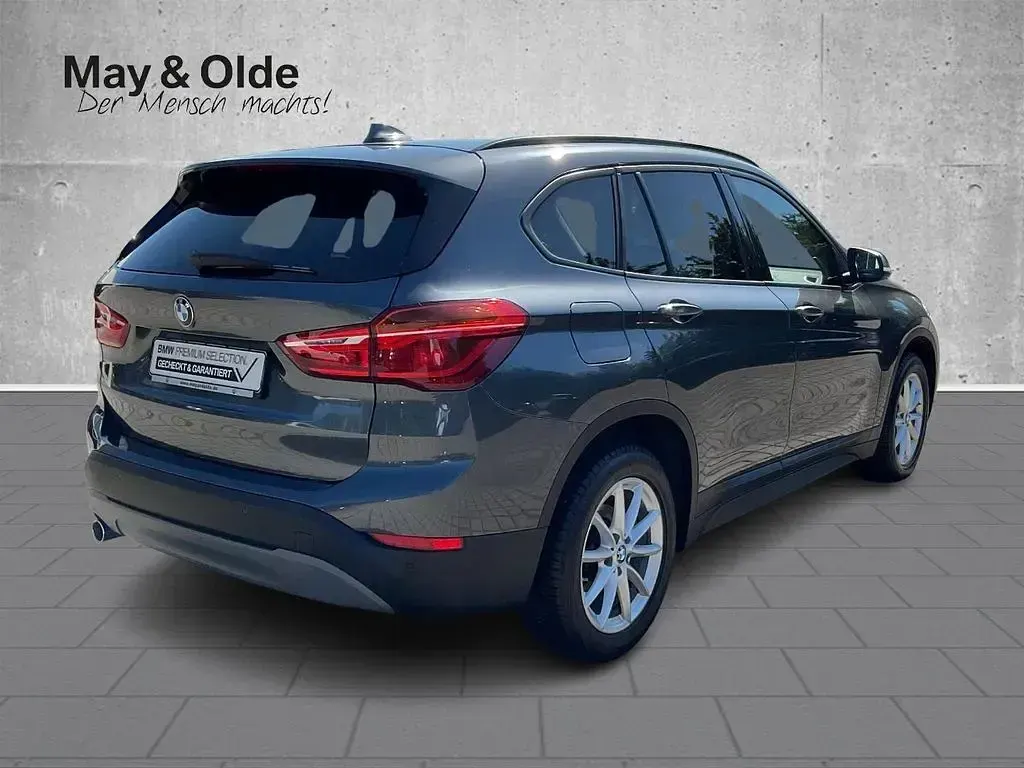 Gebraucht BMW X1 Advantage 140 PS (102 kW) 2018 Grau SUV