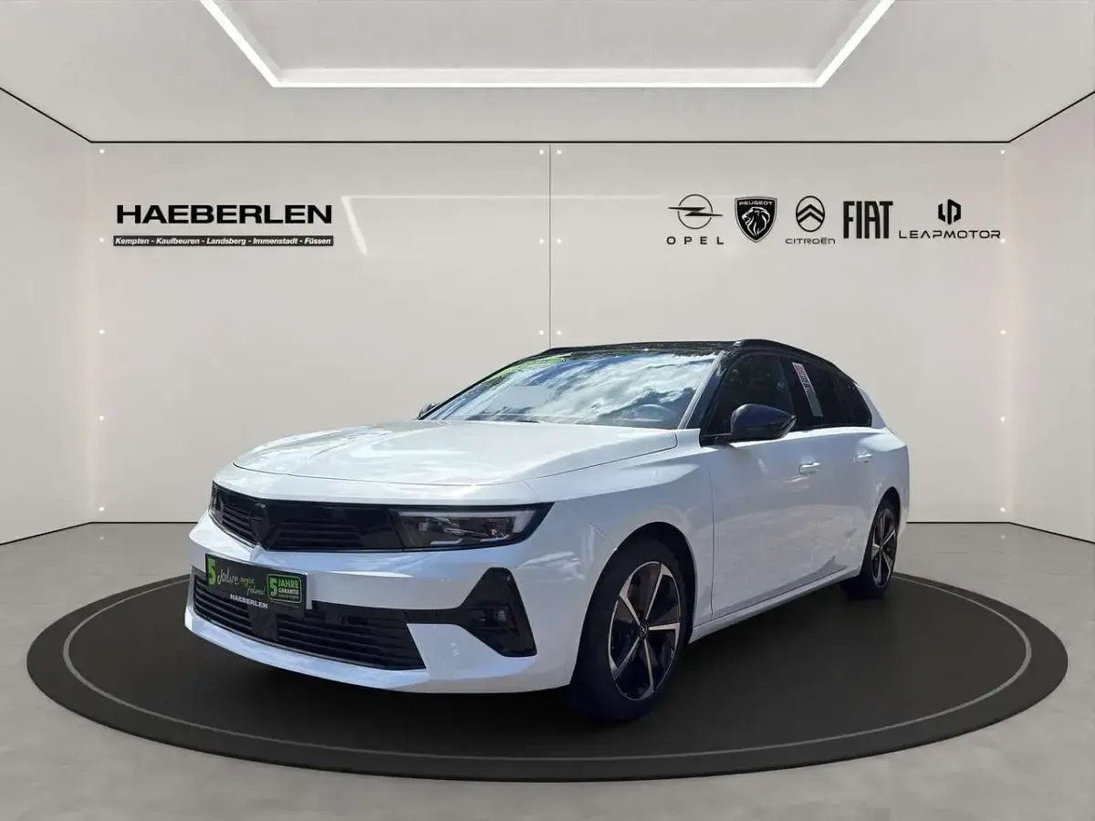 Gebraucht Opel Astra 131 PS (96 kW) 2024 Weiß Kleinwagen