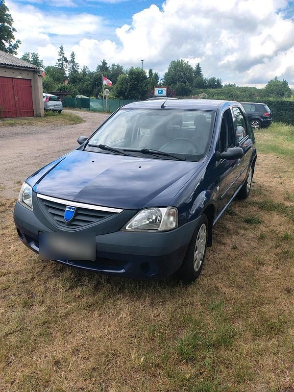 Blau Gebraucht 2007 Dacia Logan Limousine | 750 € (Superpreis) - Bild 1/4