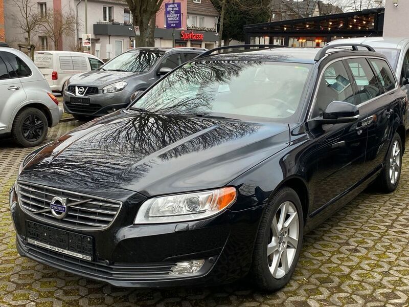 Schwarz Gebraucht 2014 Volvo V70 Kinetic Kombi | 10.990 € (Fairer Preis) - Bild 1/4