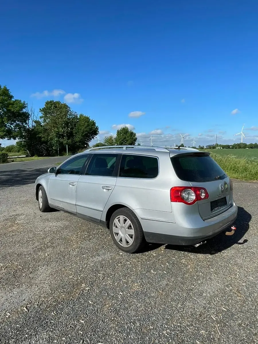 Gebraucht VW Passat 140 PS (102 kW) 2006 Silber Kombi