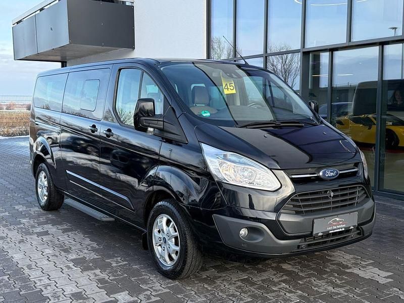 Gebraucht Ford Transit Custom Titanium 155 PS (114 kW) 2013 Schwarz Van / Kleinbus