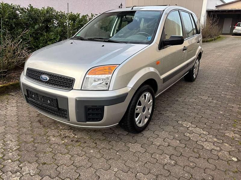 Polarsilber metallic Gebraucht 2008 Ford Fusion Style Kleinwagen | 4.300 € (Fairer Preis) - Bild 1/4