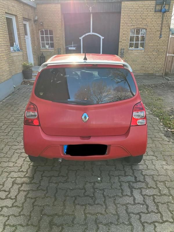 Gebraucht Renault Twingo 75 PS (55 kW) 2009 Rot Kleinwagen