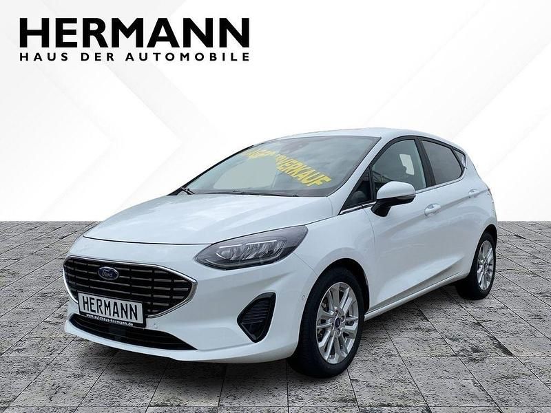Weiß Gebraucht 2023 Ford Fiesta Titanium Kleinwagen | 17.490 € (Superpreis) - Bild 1/4
