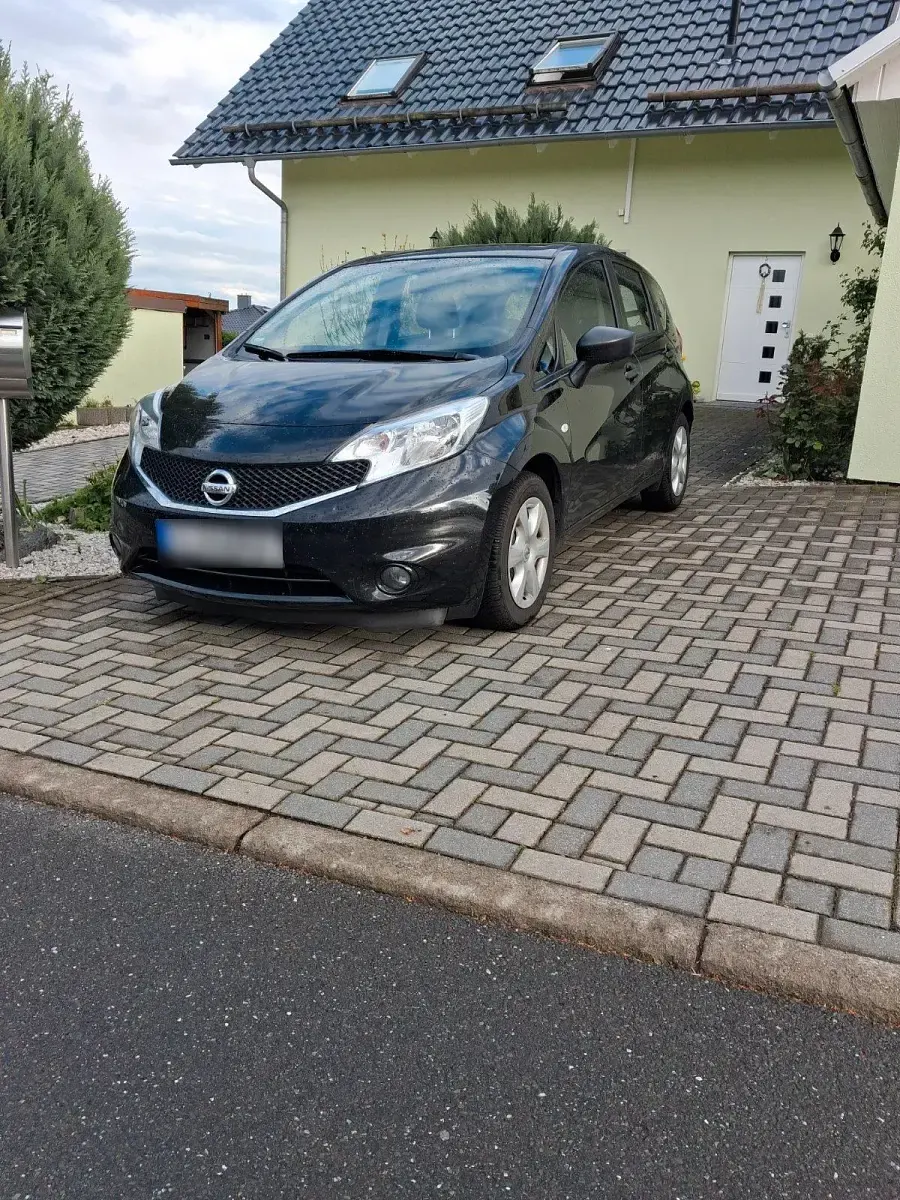 Gebraucht Nissan Note 90 PS (66 kW) 2016 Schwarz Kleinwagen