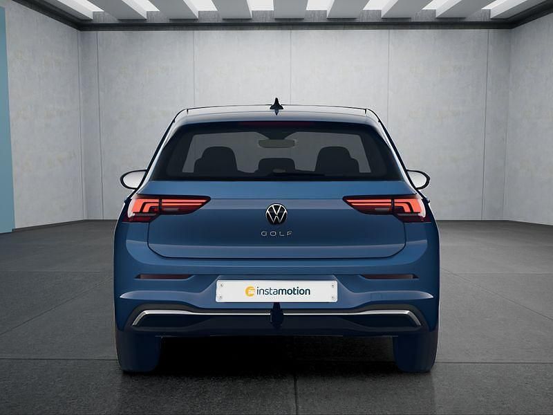 Gebraucht VW Golf VIII 150 PS (110 kW) 2025 Blau Kleinwagen