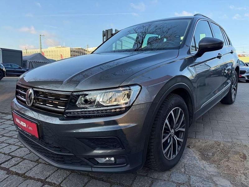 Gebraucht VW Tiguan 150 PS (110 kW) 2019 Grau SUV