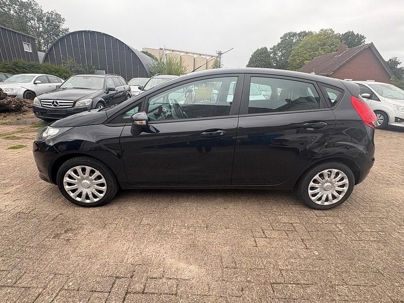 Gebraucht Ford Fiesta Trend 82 PS (60 kW) 2010 Schwarz Kleinwagen
