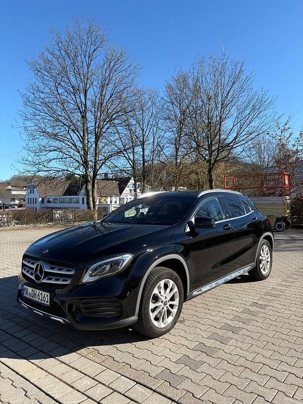 Gebraucht Mercedes GLA250 AMG 211 PS (155 kW) 2019 Schwarz SUV