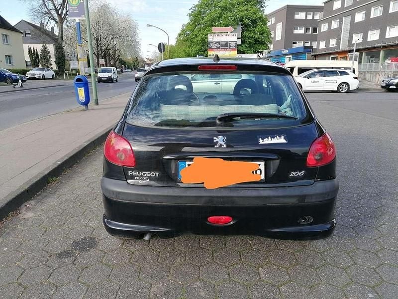 Gebraucht Peugeot 206 75 PS (55 kW) 2009 Schwarz Limousine