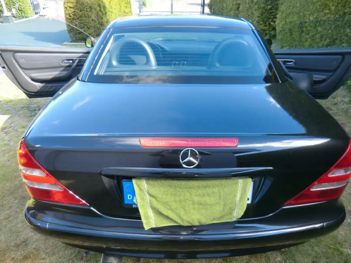 Gebraucht Mercedes SLK200 163 PS (119 kW) 2000 Schwarz Cabrio