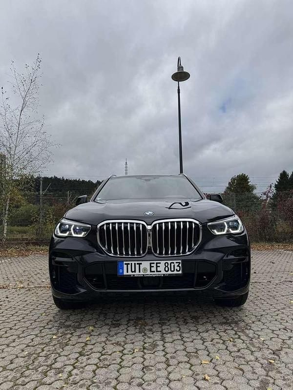 Schwarz Gebraucht 2023 BMW X5 M Sport SUV | 70.000 € (Fairer Preis) - Bild 1/4