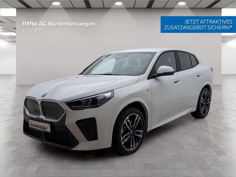 Gebraucht BMW iX2 M Sport 225 kW (306 PS) 2025 Weiß SUV