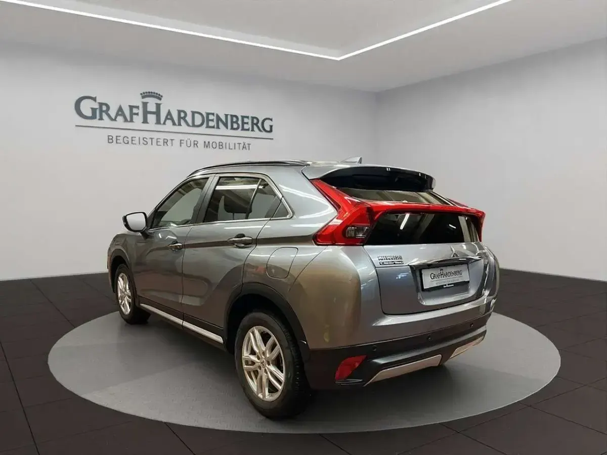 Używany Mitsubishi Eclipse Cross Edition 163 KM (119 kW) 2018 Szary SUV