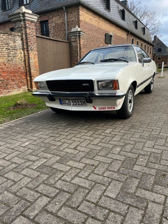Weiß Gebraucht 1973 Opel Commodore Coupé | 13.900 € - Bild 1/4