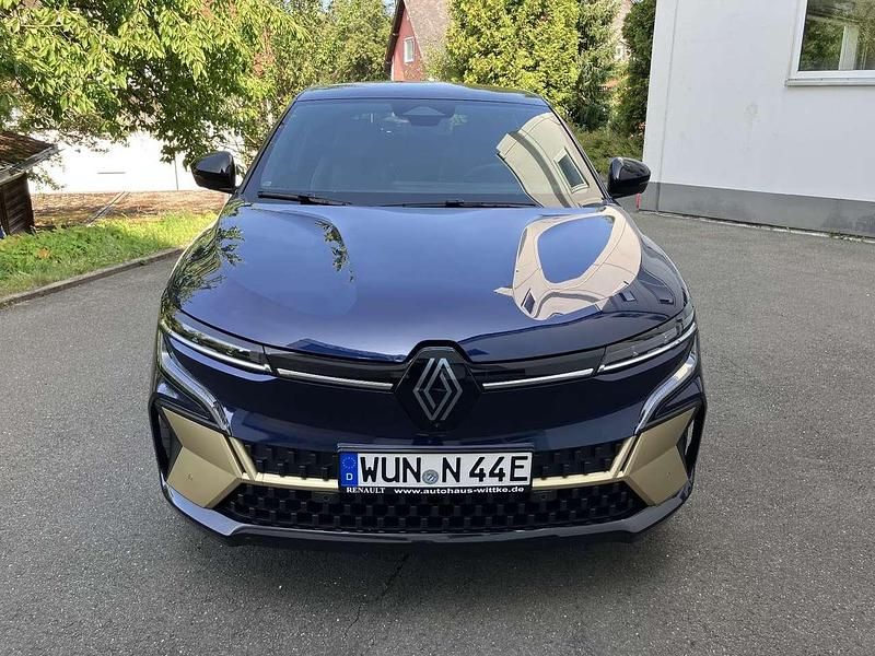 Gebraucht Renault Megane E-Tech Iconic 55 kW (75 PS) 2024 Blau Limousine