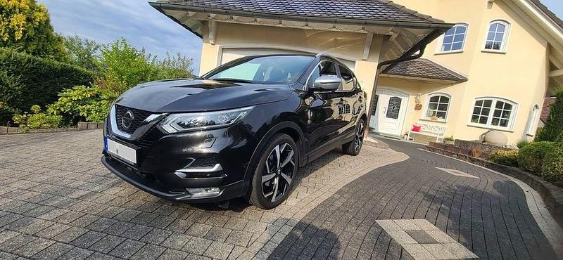 Schwarz Gebraucht 2019 Nissan Qashqai Tekna+ SUV | 18.750 € (Guter Preis) - Bild 1/4