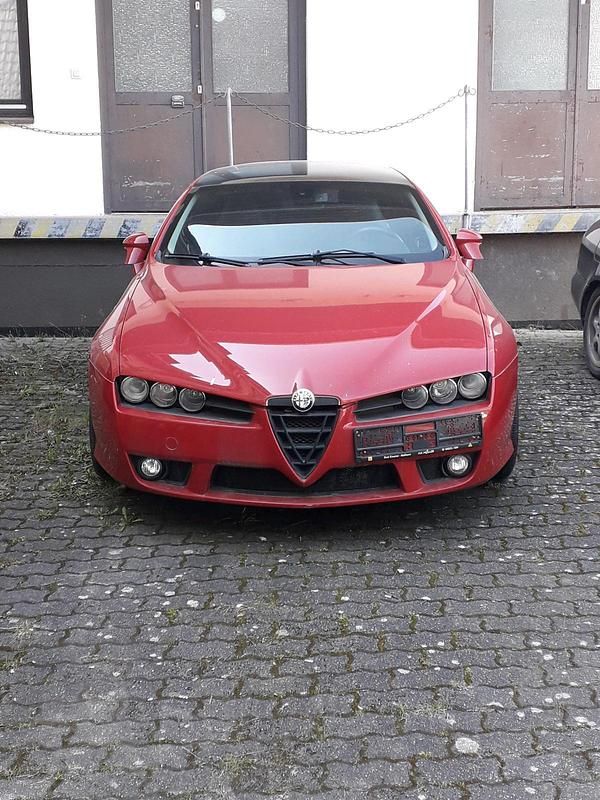 Rot Gebraucht 2006 Alfa Romeo Brera Coupé | 5.000 € - Bild 1/4