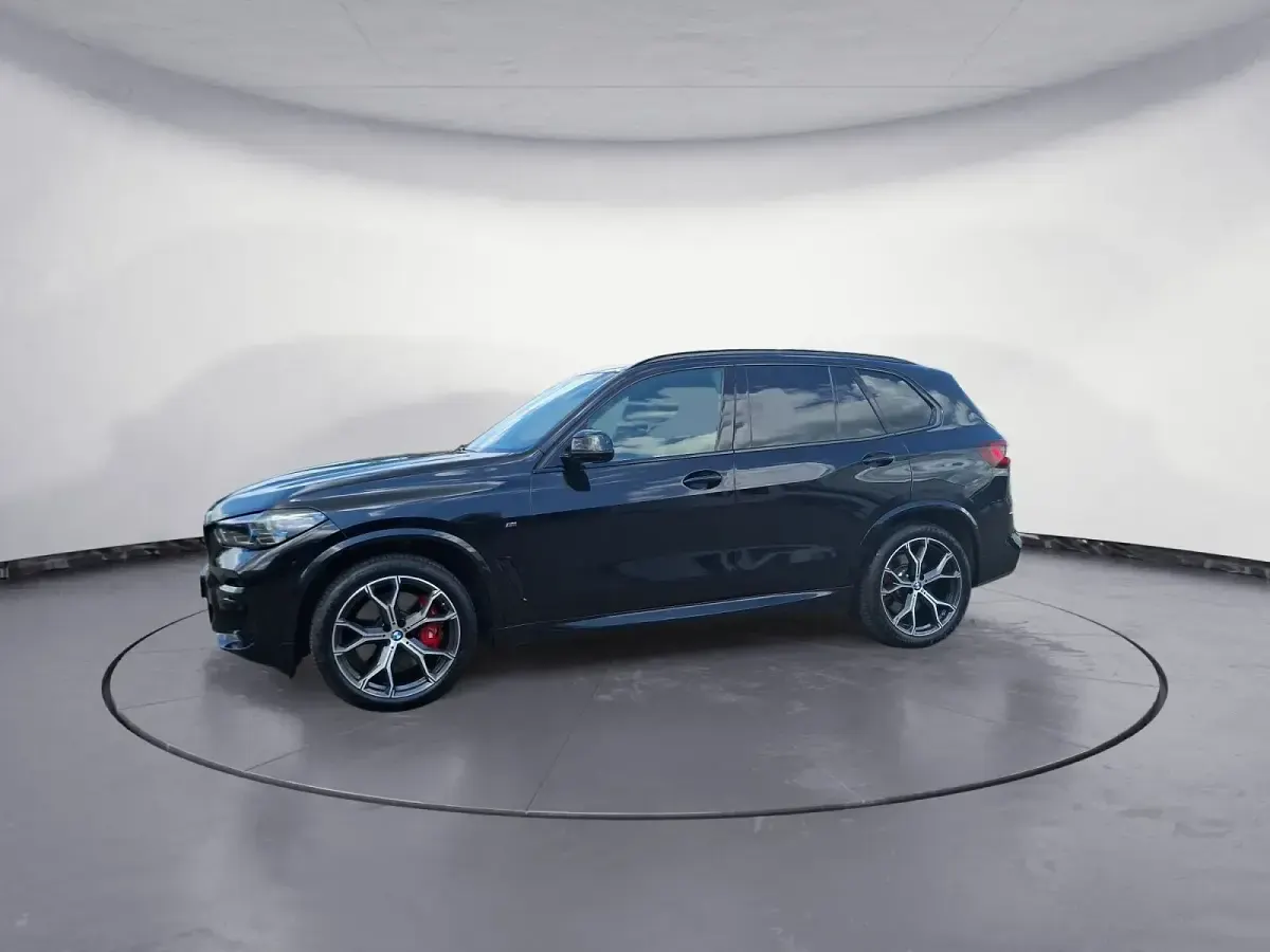 Gebraucht BMW X5 Performance 530 PS (389 kW) 2023 Schwarz SUV