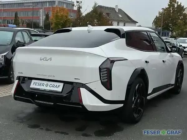 Neu Kia EV4 150 kW (204 PS) 2026 Deluxe weiss Limousine