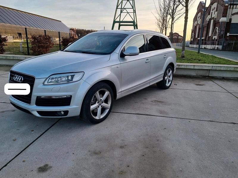 Silber Gebraucht 2009 Audi Q7 SUV | 8.700 € (Guter Preis) - Bild 1/4